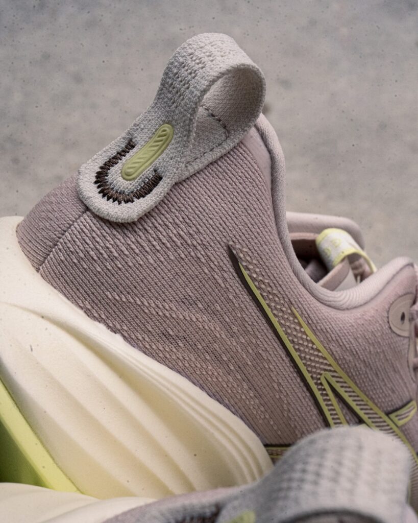 asics gel-cumulus 27 - heel tab