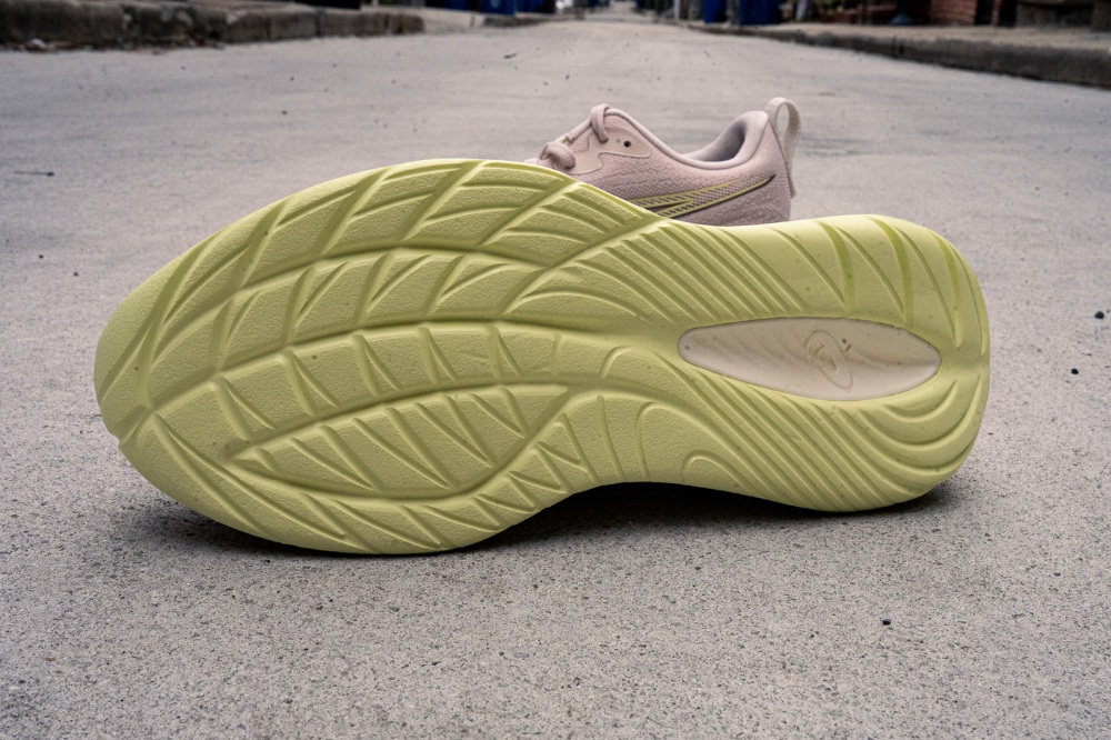 asics gel-cumulus 27 - outsole