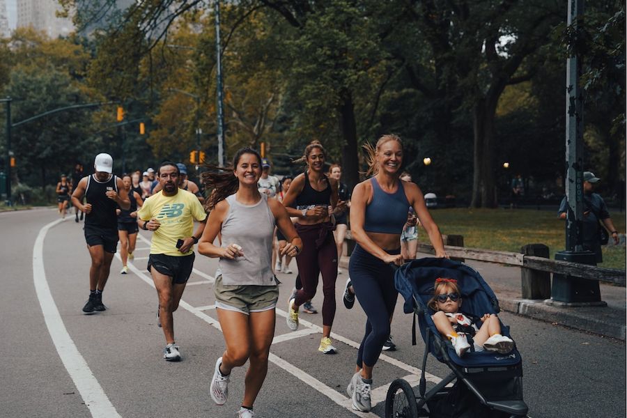 BITR Website Large - 1600 x 1066 - new balance 5th avenue mile - happy runners