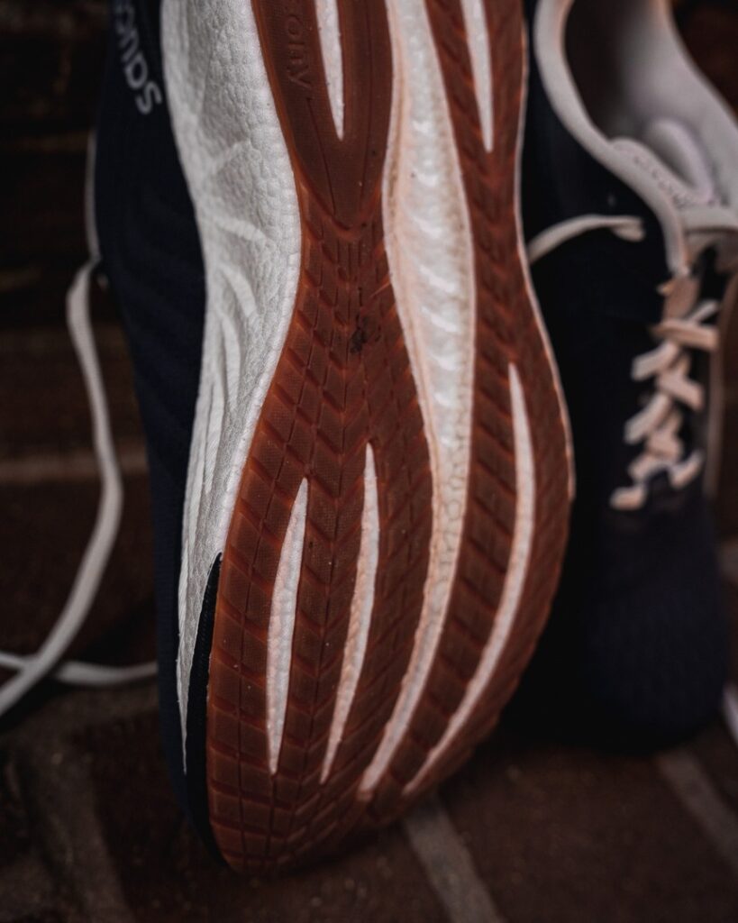 saucony triumph 22 - outole vert